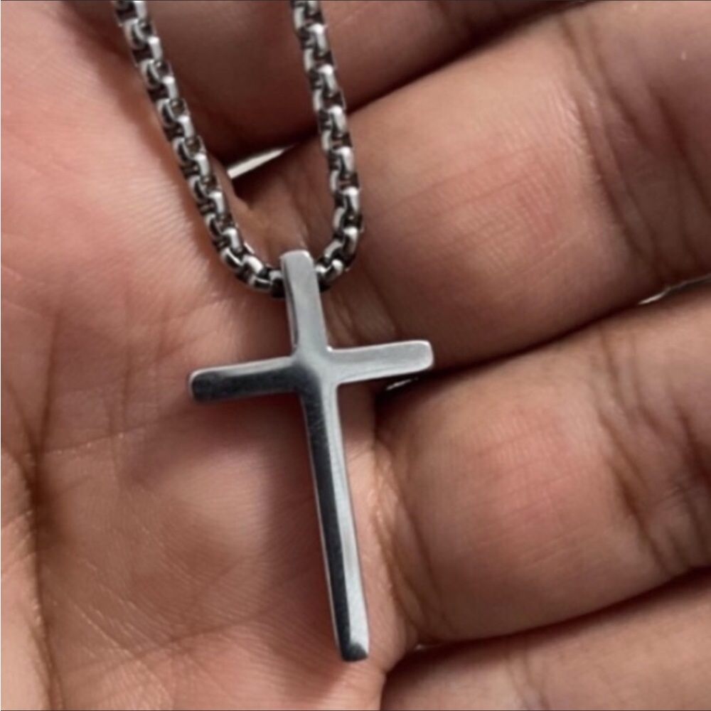 Men’s Silver Cross Necklace